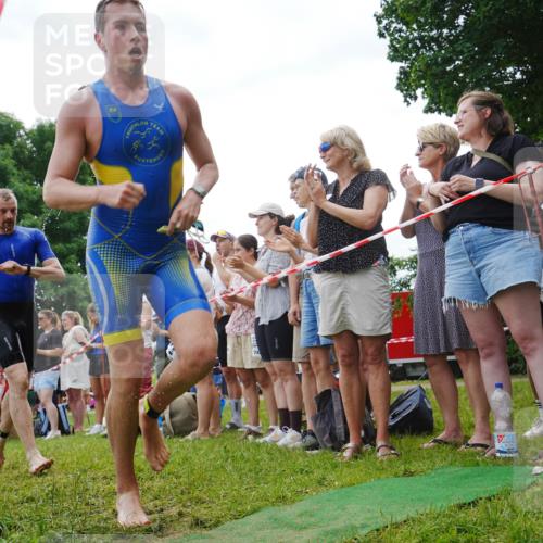 21.06.2026 - 29. Vierlanden-Triathlon LAZAROV Photography http://msf.ph/oto/9840753 21.06.2026 10:55:42 Schwimmen 637, 686, 742 meine-sportfotos.de