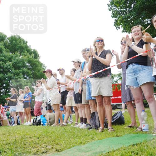 21.06.2026 - 29. Vierlanden-Triathlon LAZAROV Photography http://msf.ph/oto/9840767 21.06.2026 10:56:36 Schwimmen 654 meine-sportfotos.de