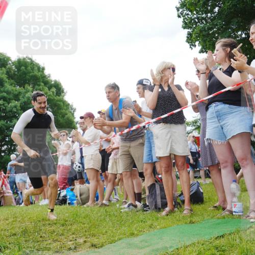 21.06.2026 - 29. Vierlanden-Triathlon LAZAROV Photography http://msf.ph/oto/9840775 21.06.2026 10:57:18 Schwimmen 701, 726, 740 meine-sportfotos.de