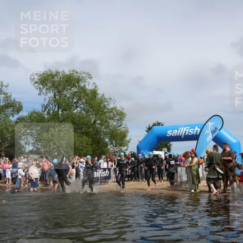 21.06.2026 - Viking Triathlon Michael Strokosch http://msf.ph/oto/9841275 21.06.2026 10:09:23 Schwimmen 52, 61, 127, 141, 309, 385, 439, 504, 512, 529, 532, 538, 561, 646, 670 meine-sportfotos.de
