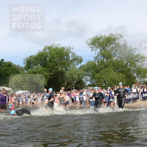 21.06.2026 - Viking Triathlon Michael Strokosch http://msf.ph/oto/9841287 21.06.2026 10:09:25 Schwimmen 52, 61, 141, 174, 305, 309, 357, 417, 439, 512, 532, 538, 557, 561, 646 meine-sportfotos.de