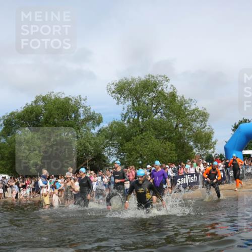 21.06.2026 - Viking Triathlon Michael Strokosch http://msf.ph/oto/9841346 21.06.2026 10:09:36 Schwimmen 39, 117, 174, 244, 264, 305, 357, 379, 417, 491, 515, 557 meine-sportfotos.de