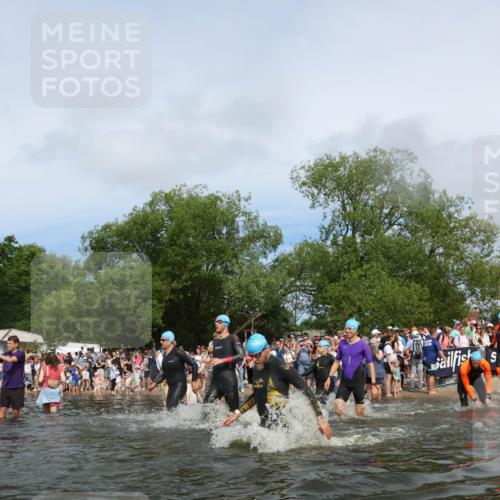 21.06.2026 - Viking Triathlon Michael Strokosch http://msf.ph/oto/9841354 21.06.2026 10:09:37 Schwimmen 39, 117, 174, 244, 264, 305, 357, 379, 417, 491, 515, 557 meine-sportfotos.de