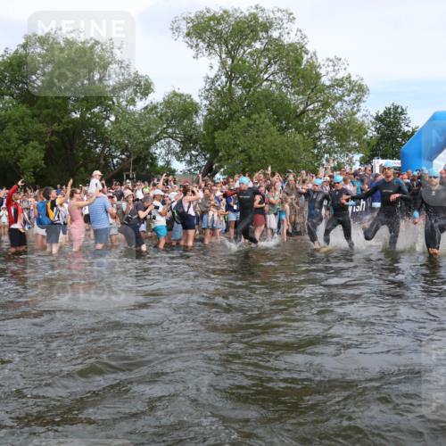 21.06.2026 - Viking Triathlon Michael Strokosch http://msf.ph/oto/9841407 21.06.2026 10:00:22 Schwimmen 1, 2, 4, 7, 8, 9, 10, 19, 21, 29, 103, 189, 517 meine-sportfotos.de
