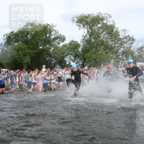 21.06.2026 - Viking Triathlon Michael Strokosch http://msf.ph/oto/9841427 21.06.2026 10:00:27 Schwimmen 1, 2, 4, 9, 19, 21, 29, 103, 189, 517, 547, 575, 610, 637, 669 meine-sportfotos.de