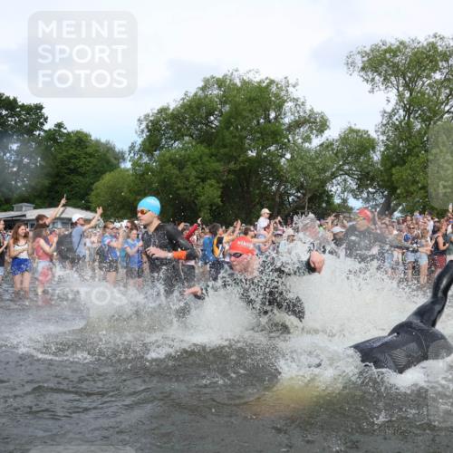 21.06.2026 - Viking Triathlon Michael Strokosch http://msf.ph/oto/9841432 21.06.2026 10:00:28 Schwimmen 1, 19, 21, 25, 31, 189, 334, 422, 474, 517, 547, 575, 610, 637, 669 meine-sportfotos.de