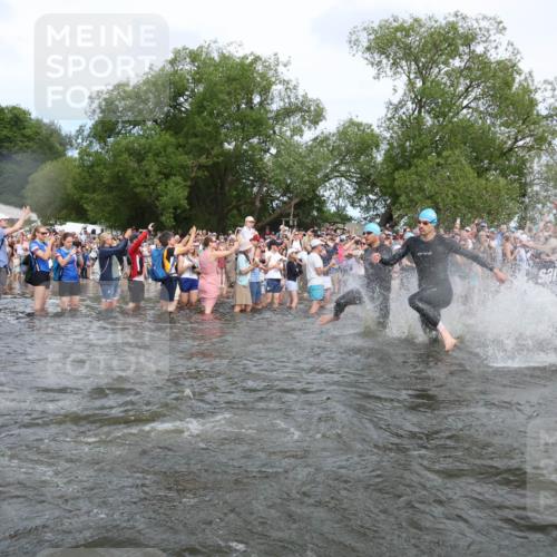 21.06.2026 - Viking Triathlon Michael Strokosch http://msf.ph/oto/9841446 21.06.2026 10:00:32 Schwimmen 1, 19, 21, 25, 31, 189, 334, 422, 474, 517, 547, 575, 610, 637, 669 meine-sportfotos.de