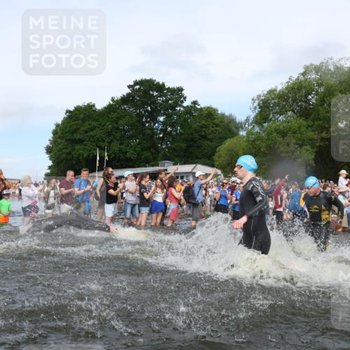 21.06.2026 - Viking Triathlon Michael Strokosch http://msf.ph/oto/9841526 21.06.2026 10:00:49 Schwimmen 27, 42, 46, 74, 98, 119, 176, 218, 371, 426, 441, 466, 565, 569, 643 meine-sportfotos.de