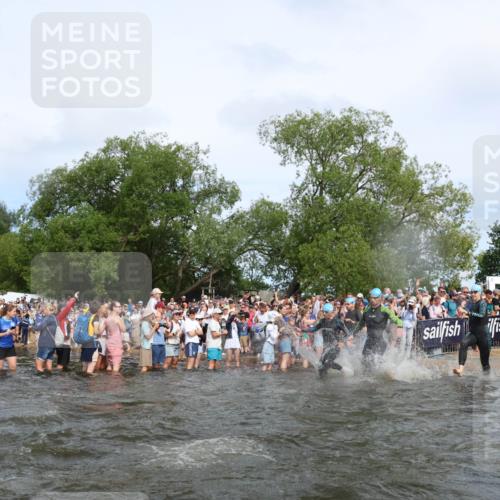 21.06.2026 - Viking Triathlon Michael Strokosch http://msf.ph/oto/9841601 21.06.2026 10:01:02 Schwimmen 14, 17, 27, 42, 74, 98, 180, 218, 249, 337, 454, 506, 527, 623, 640 meine-sportfotos.de