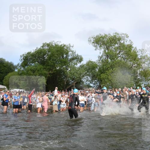 21.06.2026 - Viking Triathlon Michael Strokosch http://msf.ph/oto/9841661 21.06.2026 10:01:12 Schwimmen 5, 14, 65, 89, 169, 180, 249, 270, 280, 337, 342, 383, 447, 486, 527 meine-sportfotos.de