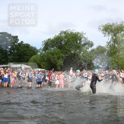 21.06.2026 - Viking Triathlon Michael Strokosch http://msf.ph/oto/9841664 21.06.2026 10:01:13 Schwimmen 5, 18, 65, 89, 114, 169, 242, 270, 280, 337, 342, 383, 447, 486, 527 meine-sportfotos.de