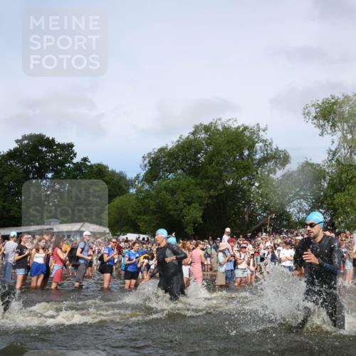 21.06.2026 - Viking Triathlon Michael Strokosch http://msf.ph/oto/9841674 21.06.2026 10:01:15 Schwimmen 5, 18, 65, 89, 114, 131, 169, 242, 270, 271, 280, 342, 383, 447, 486 meine-sportfotos.de