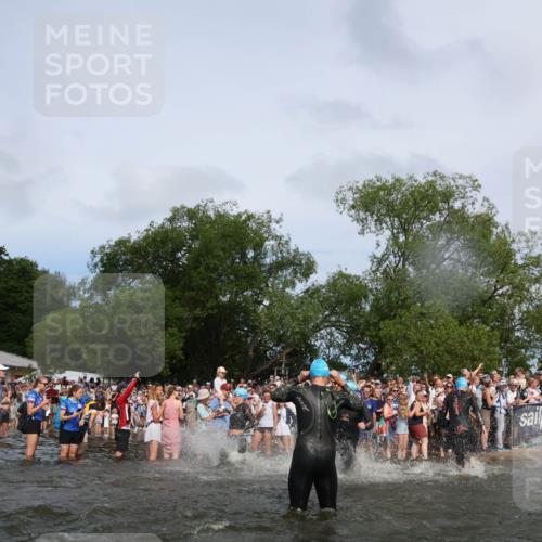 21.06.2026 - Viking Triathlon Michael Strokosch http://msf.ph/oto/9841687 21.06.2026 10:01:18 Schwimmen 18, 65, 89, 114, 131, 242, 271, 280, 447, 486 meine-sportfotos.de
