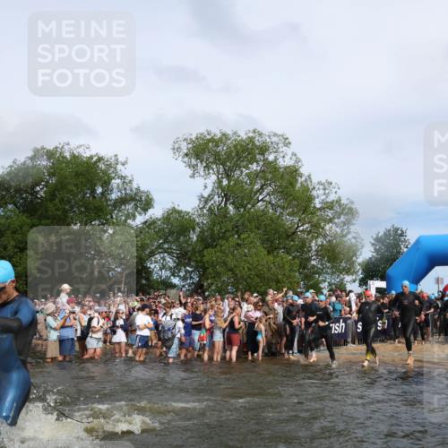 21.06.2026 - Viking Triathlon Michael Strokosch http://msf.ph/oto/9841707 21.06.2026 10:01:21 Schwimmen 18, 28, 51, 65, 89, 114, 131, 145, 242, 271, 280, 447, 486, 500, 665 meine-sportfotos.de