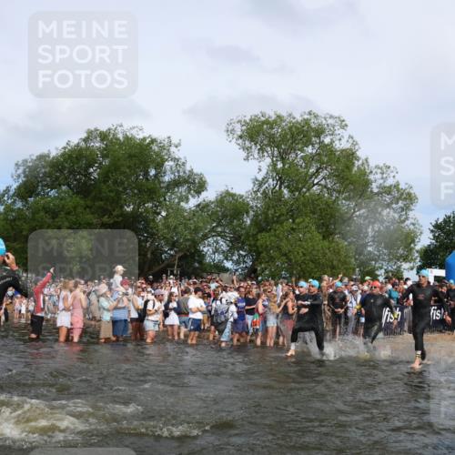 21.06.2026 - Viking Triathlon Michael Strokosch http://msf.ph/oto/9841712 21.06.2026 10:01:22 Schwimmen 18, 28, 51, 65, 89, 114, 131, 145, 242, 271, 280, 447, 486, 500, 665 meine-sportfotos.de