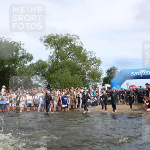 21.06.2026 - Viking Triathlon Michael Strokosch http://msf.ph/oto/9841735 21.06.2026 10:01:26 Schwimmen 13, 18, 26, 28, 51, 114, 131, 145, 242, 271, 300, 500, 568, 576, 665 meine-sportfotos.de