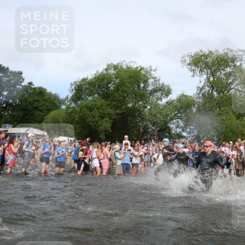 21.06.2026 - Viking Triathlon Michael Strokosch http://msf.ph/oto/9841801 21.06.2026 10:01:38 Schwimmen 13, 38, 62, 109, 113, 161, 278, 300, 311, 359, 432, 551, 627, 633 meine-sportfotos.de