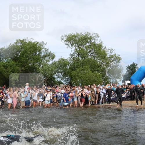 21.06.2026 - Viking Triathlon Michael Strokosch http://msf.ph/oto/9841818 21.06.2026 10:01:41 Schwimmen 38, 62, 109, 113, 161, 194, 278, 285, 311, 332, 359, 432, 551, 627, 633 meine-sportfotos.de