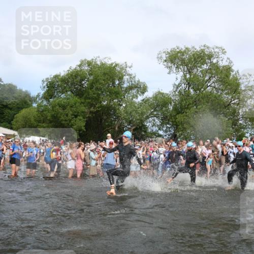 21.06.2026 - Viking Triathlon Michael Strokosch http://msf.ph/oto/9841827 21.06.2026 10:01:43 Schwimmen 38, 62, 109, 113, 161, 194, 278, 285, 311, 332, 359, 432, 551, 627, 633 meine-sportfotos.de