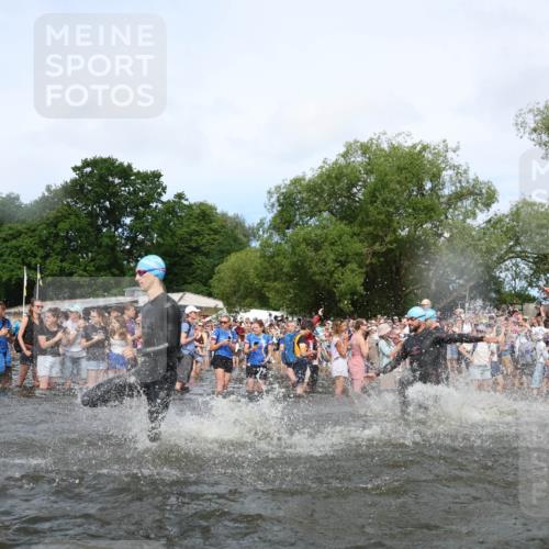 21.06.2026 - Viking Triathlon Michael Strokosch http://msf.ph/oto/9841833 21.06.2026 10:01:44 Schwimmen 38, 109, 113, 161, 194, 278, 285, 332, 343, 391, 432, 543, 621, 633, 644 meine-sportfotos.de