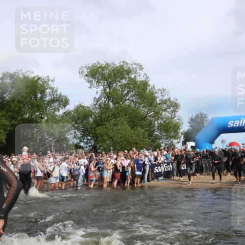 21.06.2026 - Viking Triathlon Michael Strokosch http://msf.ph/oto/9841872 21.06.2026 10:01:51 Schwimmen 30, 38, 194, 238, 265, 285, 332, 343, 391, 432, 543, 621, 644, 648, 664 meine-sportfotos.de