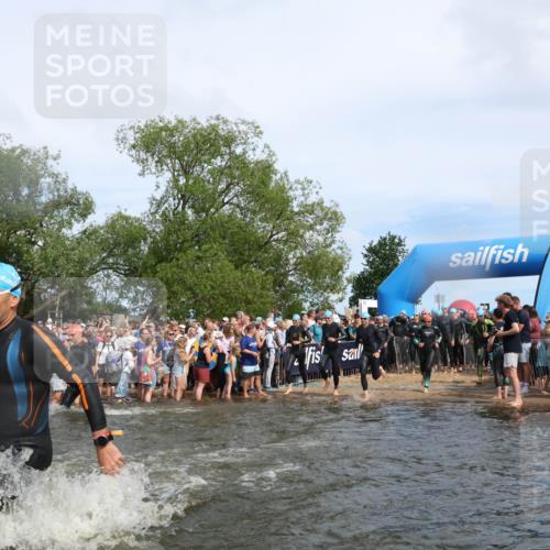 21.06.2026 - Viking Triathlon Michael Strokosch http://msf.ph/oto/9841899 21.06.2026 10:01:56 Schwimmen 30, 55, 221, 238, 265, 343, 380, 391, 394, 543, 606, 621, 644, 648, 664 meine-sportfotos.de