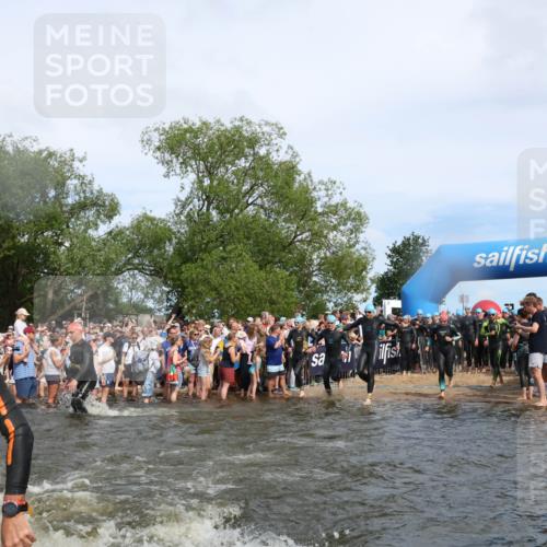 21.06.2026 - Viking Triathlon Michael Strokosch http://msf.ph/oto/9841901 21.06.2026 10:01:56 Schwimmen 30, 55, 221, 238, 265, 343, 380, 391, 394, 543, 606, 621, 644, 648, 664 meine-sportfotos.de