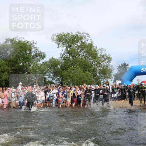 21.06.2026 - Viking Triathlon Michael Strokosch http://msf.ph/oto/9841903 21.06.2026 10:01:56 Schwimmen 30, 55, 221, 238, 265, 343, 380, 391, 394, 543, 606, 621, 644, 648, 664 meine-sportfotos.de