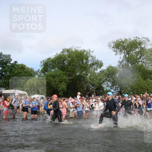 21.06.2026 - Viking Triathlon Michael Strokosch http://msf.ph/oto/9841913 21.06.2026 10:01:58 Schwimmen 30, 55, 221, 238, 265, 343, 380, 391, 394, 543, 606, 621, 644, 648, 664 meine-sportfotos.de