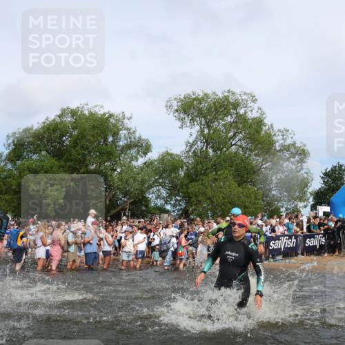 21.06.2026 - Viking Triathlon Michael Strokosch http://msf.ph/oto/9841925 21.06.2026 10:02:00 Schwimmen 30, 43, 55, 221, 226, 238, 265, 380, 394, 446, 524, 606, 625, 648, 664 meine-sportfotos.de