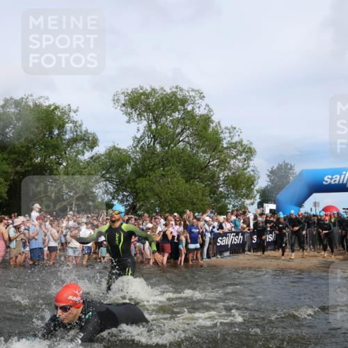 21.06.2026 - Viking Triathlon Michael Strokosch http://msf.ph/oto/9841929 21.06.2026 10:02:00 Schwimmen 30, 43, 55, 221, 226, 238, 265, 380, 394, 446, 524, 606, 625, 648, 664 meine-sportfotos.de