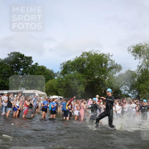 21.06.2026 - Viking Triathlon Michael Strokosch http://msf.ph/oto/9841944 21.06.2026 10:02:03 Schwimmen 30, 43, 55, 90, 221, 226, 238, 380, 394, 410, 446, 524, 606, 625, 648, 660 meine-sportfotos.de