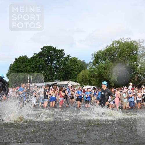 21.06.2026 - Viking Triathlon Michael Strokosch http://msf.ph/oto/9841953 21.06.2026 10:02:05 Schwimmen 43, 55, 90, 154, 221, 226, 380, 394, 410, 446, 501, 524, 606, 625, 660 meine-sportfotos.de