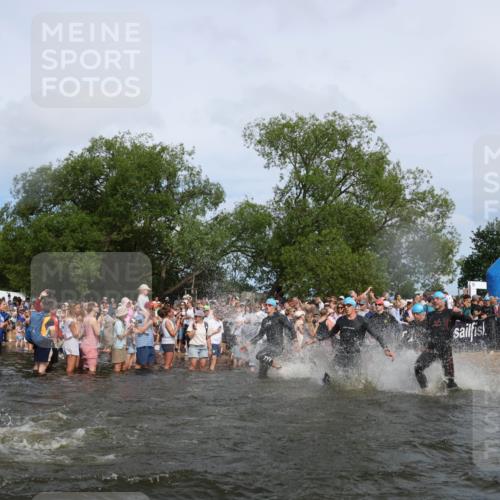 21.06.2026 - Viking Triathlon Michael Strokosch http://msf.ph/oto/9841965 21.06.2026 10:02:07 Schwimmen 43, 55, 90, 154, 221, 226, 380, 394, 410, 446, 501, 524, 606, 625, 660 meine-sportfotos.de