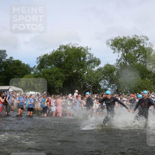 21.06.2026 - Viking Triathlon Michael Strokosch http://msf.ph/oto/9841968 21.06.2026 10:02:08 Schwimmen 43, 90, 154, 226, 394, 410, 446, 501, 524, 606, 625, 660 meine-sportfotos.de