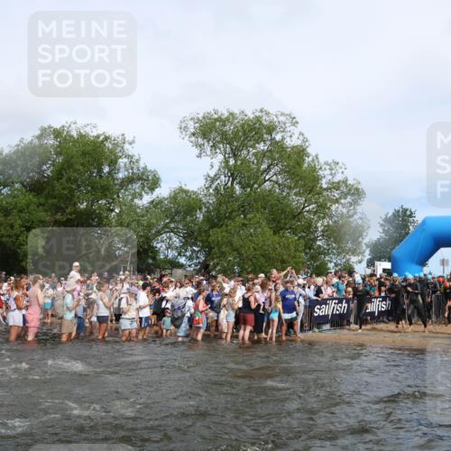 21.06.2026 - Viking Triathlon Michael Strokosch http://msf.ph/oto/9841986 21.06.2026 10:02:11 Schwimmen 43, 90, 102, 152, 154, 226, 410, 438, 446, 501, 524, 536, 537, 625, 660 meine-sportfotos.de