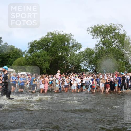 21.06.2026 - Viking Triathlon Michael Strokosch http://msf.ph/oto/9842021 21.06.2026 10:02:16 Schwimmen 47, 87, 90, 102, 136, 152, 154, 410, 438, 490, 501, 536, 537, 655, 660 meine-sportfotos.de