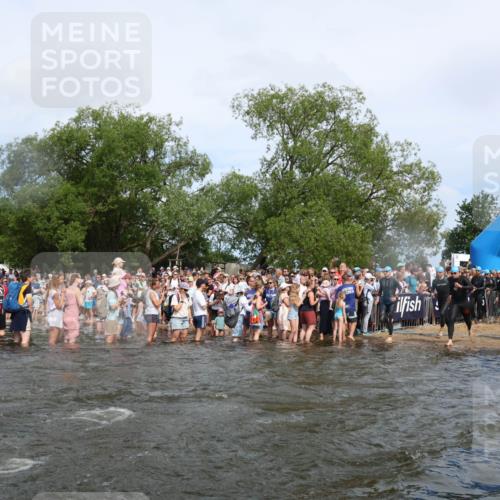 21.06.2026 - Viking Triathlon Michael Strokosch http://msf.ph/oto/9842048 21.06.2026 10:02:21 Schwimmen 47, 87, 102, 136, 142, 152, 255, 360, 392, 430, 438, 490, 536, 537, 655 meine-sportfotos.de