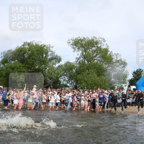 21.06.2026 - Viking Triathlon Michael Strokosch http://msf.ph/oto/9842082 21.06.2026 10:02:27 Schwimmen 47, 87, 126, 136, 142, 220, 255, 325, 360, 392, 430, 490, 604, 651, 655 meine-sportfotos.de