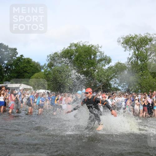 21.06.2026 - Viking Triathlon Michael Strokosch http://msf.ph/oto/9842098 21.06.2026 10:02:29 Schwimmen 83, 100, 126, 142, 220, 255, 325, 360, 392, 430, 513, 560, 579, 604, 651 meine-sportfotos.de