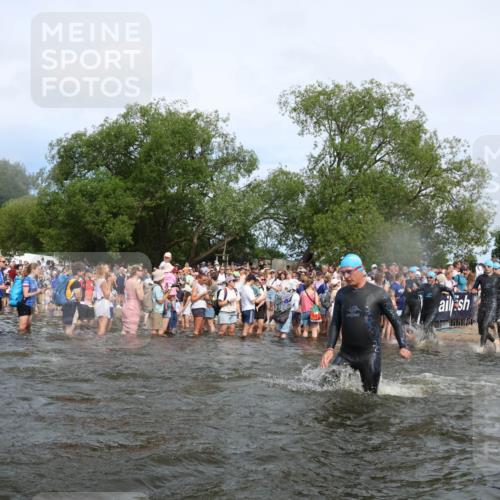 21.06.2026 - Viking Triathlon Michael Strokosch http://msf.ph/oto/9842116 21.06.2026 10:02:32 Schwimmen 83, 100, 126, 142, 220, 255, 325, 360, 392, 430, 513, 560, 579, 604, 651 meine-sportfotos.de
