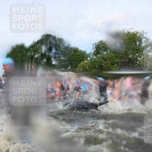 21.06.2026 - Viking Triathlon Michael Strokosch http://msf.ph/oto/9842130 21.06.2026 10:02:35 Schwimmen 83, 99, 100, 126, 186, 220, 325, 386, 462, 485, 513, 560, 579, 604, 651 meine-sportfotos.de