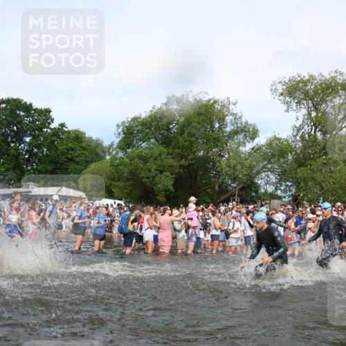 21.06.2026 - Viking Triathlon Michael Strokosch http://msf.ph/oto/9842160 21.06.2026 10:02:40 Schwimmen 16, 83, 99, 100, 186, 372, 386, 440, 462, 485, 513, 560, 579, 636, 653 meine-sportfotos.de