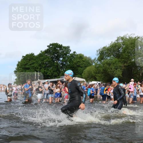 21.06.2026 - Viking Triathlon Michael Strokosch http://msf.ph/oto/9842169 21.06.2026 10:02:41 Schwimmen 16, 83, 99, 100, 186, 372, 386, 440, 462, 485, 513, 560, 579, 636, 653 meine-sportfotos.de