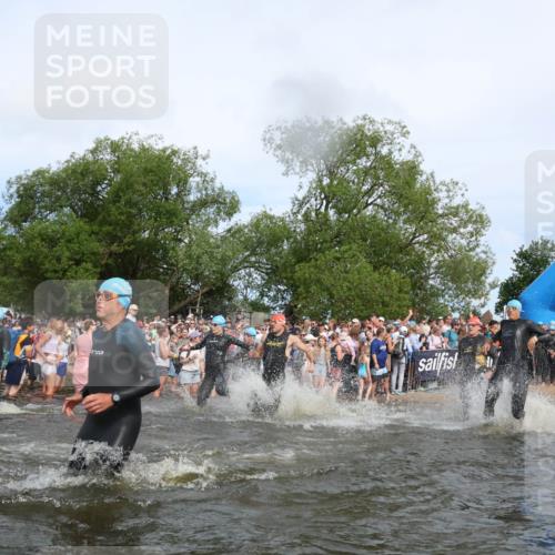 21.06.2026 - Viking Triathlon Michael Strokosch http://msf.ph/oto/9842172 21.06.2026 10:02:42 Schwimmen 16, 83, 99, 100, 186, 372, 386, 440, 462, 485, 513, 560, 579, 636, 653 meine-sportfotos.de