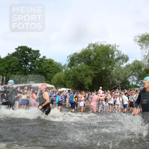 21.06.2026 - Viking Triathlon Michael Strokosch http://msf.ph/oto/9842183 21.06.2026 10:02:44 Schwimmen 16, 20, 73, 99, 171, 186, 315, 372, 386, 440, 462, 485, 553, 636, 653 meine-sportfotos.de