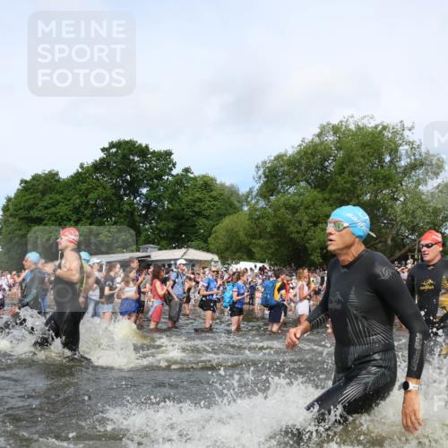 21.06.2026 - Viking Triathlon Michael Strokosch http://msf.ph/oto/9842187 21.06.2026 10:02:45 Schwimmen 16, 20, 73, 99, 171, 186, 315, 372, 386, 440, 462, 485, 553, 636, 653 meine-sportfotos.de