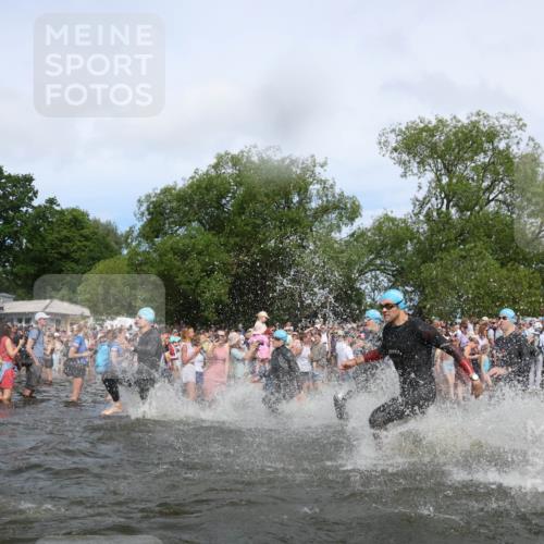 21.06.2026 - Viking Triathlon Michael Strokosch http://msf.ph/oto/9842201 21.06.2026 10:02:48 Schwimmen 16, 20, 64, 73, 99, 171, 186, 219, 315, 372, 386, 440, 462, 485, 553, 634, 636, 653 meine-sportfotos.de