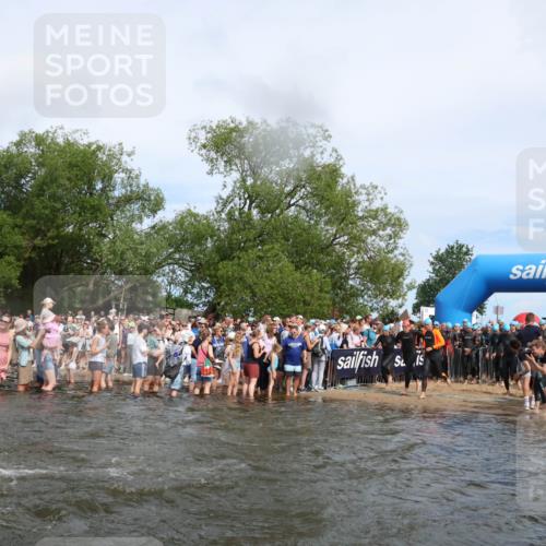 21.06.2026 - Viking Triathlon Michael Strokosch http://msf.ph/oto/9842216 21.06.2026 10:02:51 Schwimmen 16, 20, 64, 73, 111, 171, 219, 315, 372, 440, 530, 553, 634, 636, 653 meine-sportfotos.de