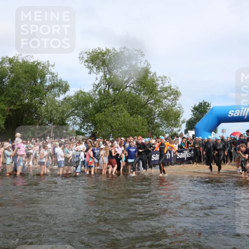 21.06.2026 - Viking Triathlon Michael Strokosch http://msf.ph/oto/9842221 21.06.2026 10:02:52 Schwimmen 16, 20, 64, 73, 111, 171, 219, 315, 372, 440, 530, 553, 634, 636, 653 meine-sportfotos.de